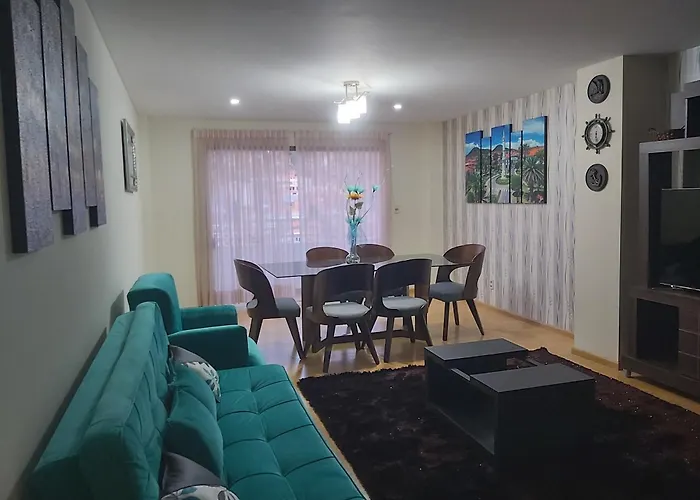 Acogedor Departamento Con Una Hermosa Vista A La Ciudad