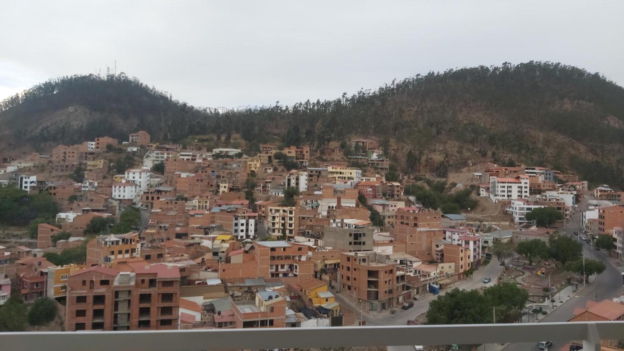 Acogedor Departamento Con Hermosa Vista A La Ciudad
